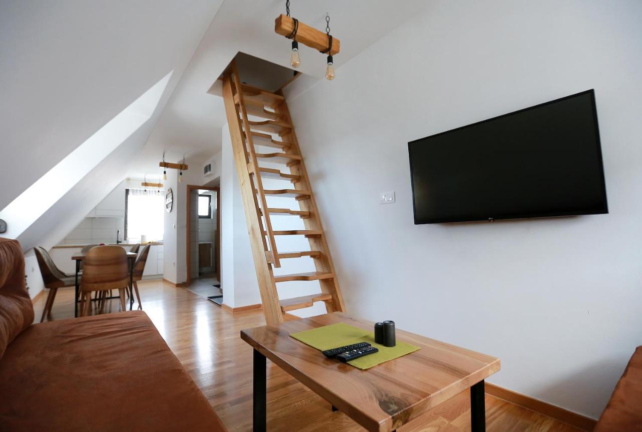 Wood Apartmani - Vila Zimska Idila Jahorina Exterior photo